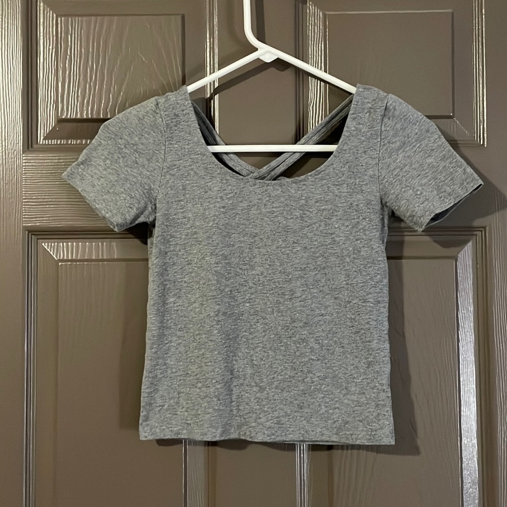 Aeropostale cross back short sleeve crop top